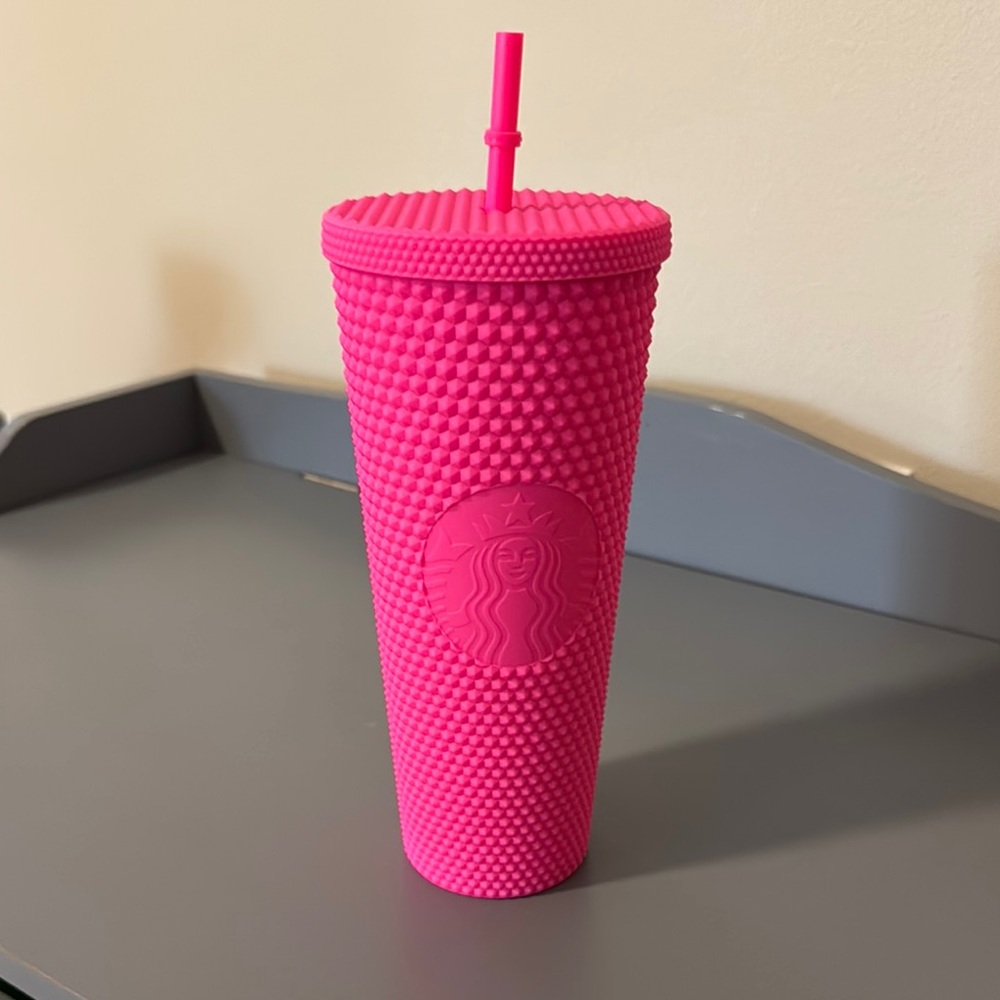 New Starbucks 2021 China 24oz Barbie pink Matte Studded Tumbler With Straw